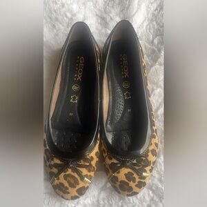 Geox Sz 37 Calf Hair Leopard Flats